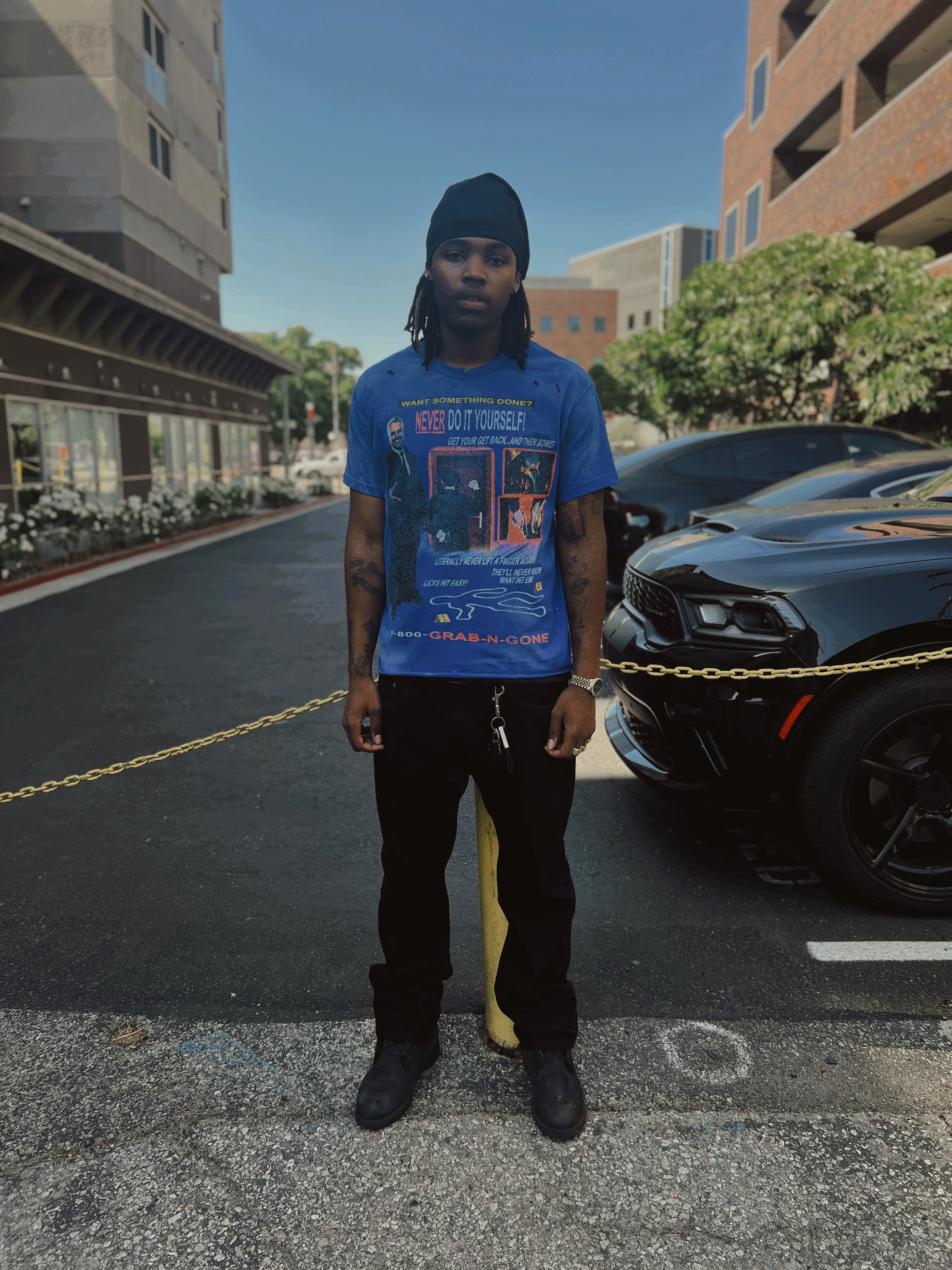 GRAB-N-GONE TEE
